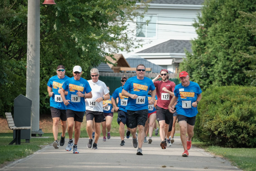 People running for a fundraiser