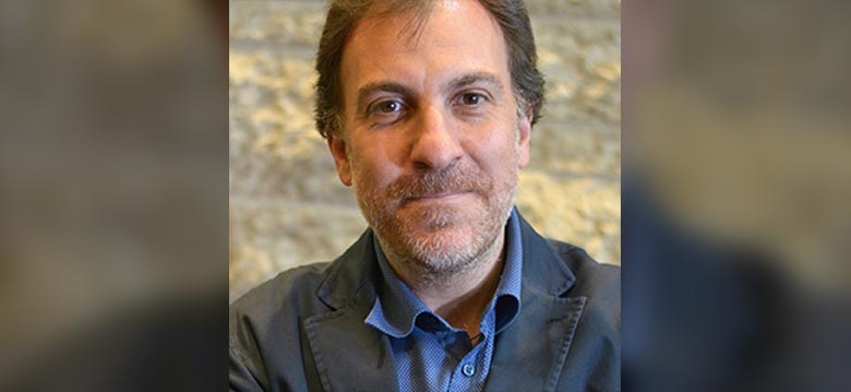 Photo du Dr Davide Martino, qui dirige la Calgary Parkinson Research Initiative (CaPRI) et sollicite la participation des patients